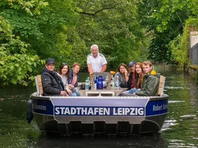 Kleine Auwald-Tour im Motorboot - Gift Image