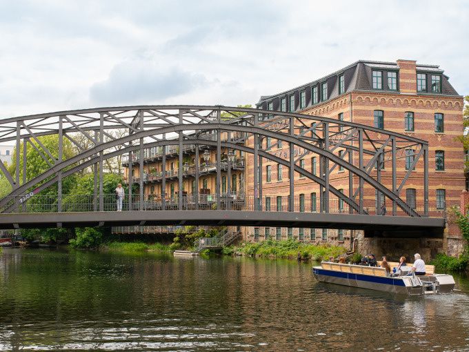 Motorbootrundfahrt ''Lindenauer Hafen Tour'' - Image 1