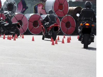 Ladies Only Fahrsicherheitstraining -  Dortmund  - Image 2