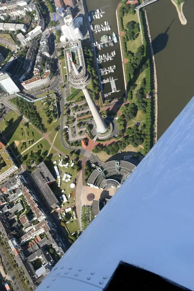Dusseldorf: 1-Hour Sightseeing Flight - Image 3
