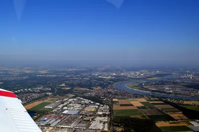 Dusseldorf: 1-Hour Sightseeing Flight - Image 6
