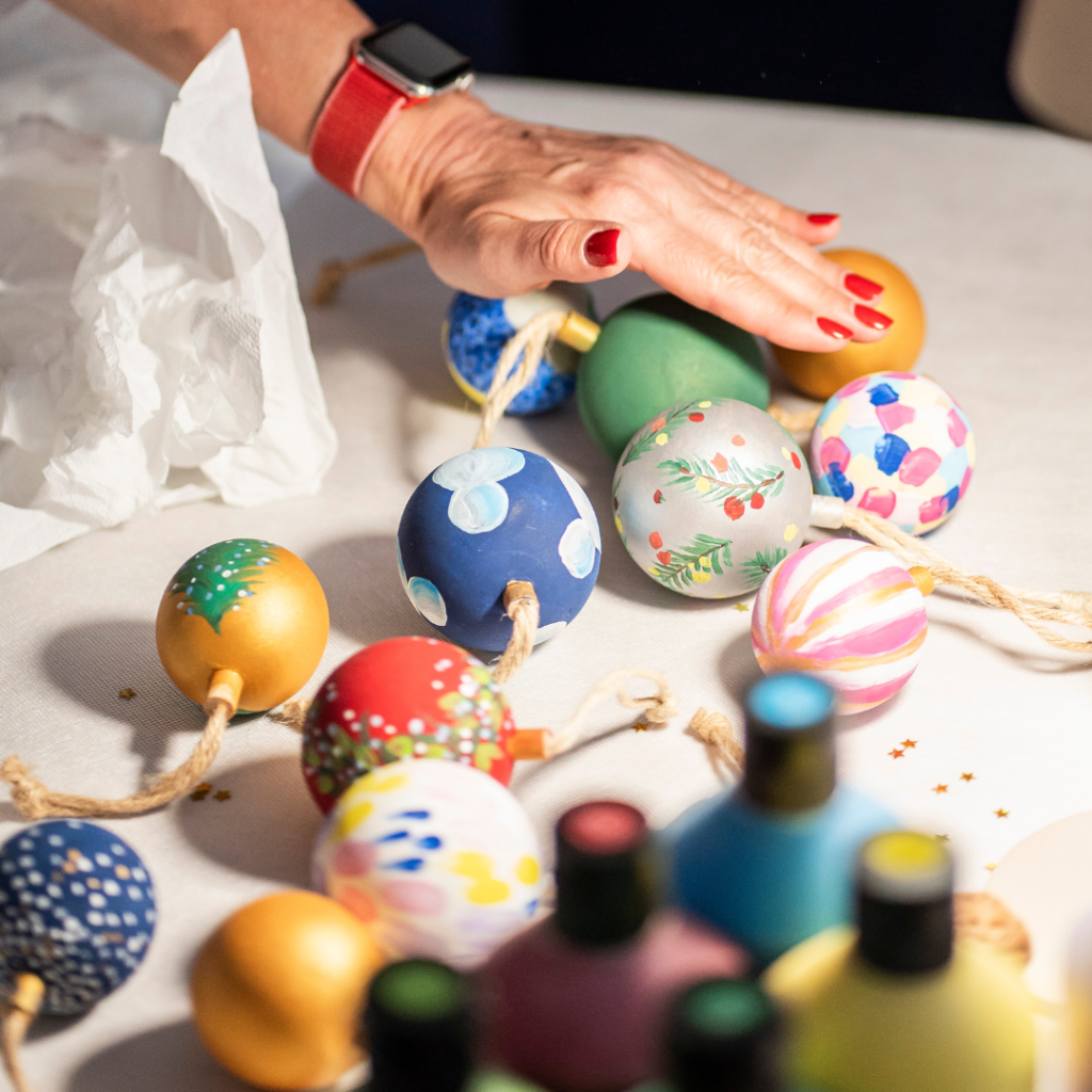 The Art of Painting: Weihnachtskugeln -  Bistrorante Tricolore