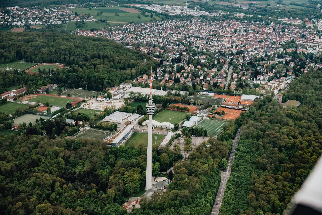 Stuttgart: 1-Hour Sightseeing Flight - Image 6