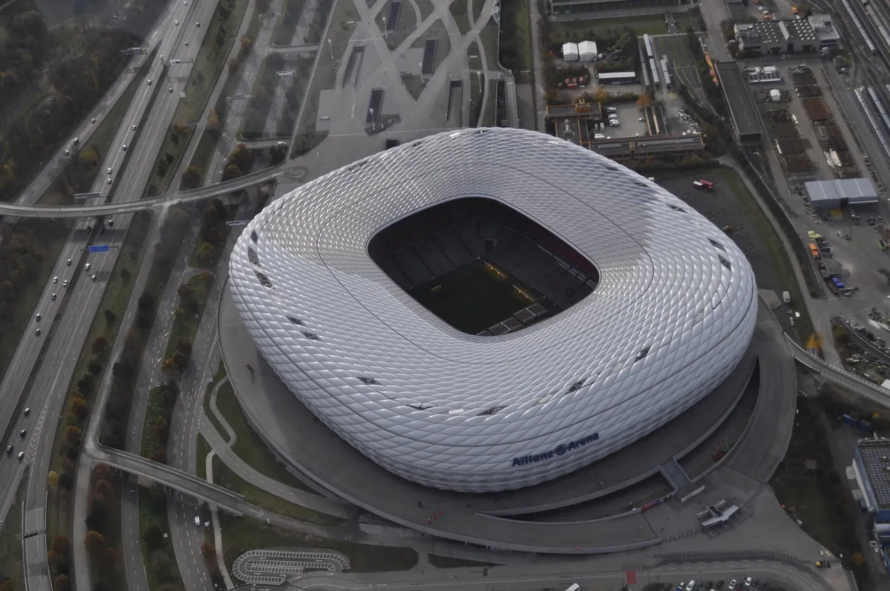 Munich: 1-Hour Sightseeing Flight - Image 7