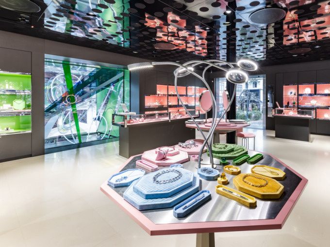 DIY Workshop Swarovski Kristallwelten Store Wien  - Image 7
