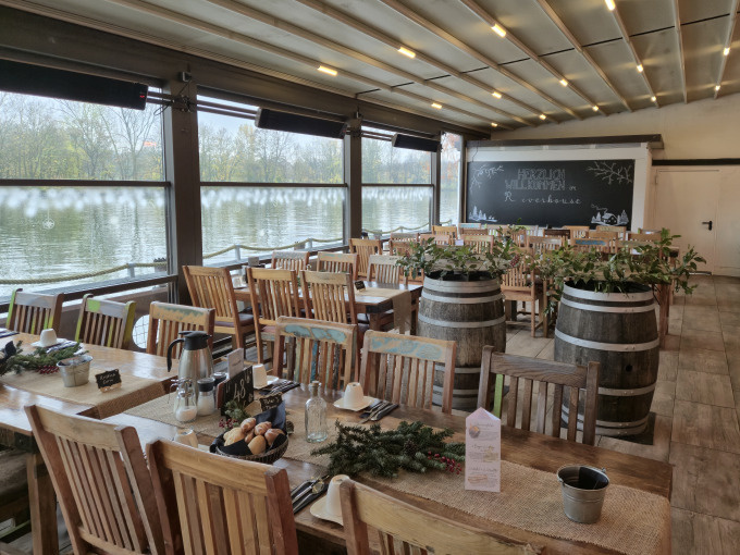 Winterbrunch | Brunching & Curling - Image 5