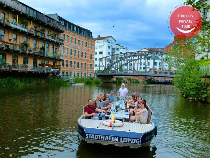 Exklusive Motorbootrundfahrt "Klein-Venedig" - Gift Image