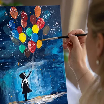 Banksy: Girl with Balloon – Bedazzling Special - Ellin Original Greek