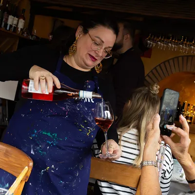 Wine & Paint: Struktur Abstrakt - Majers Weinscheuer
