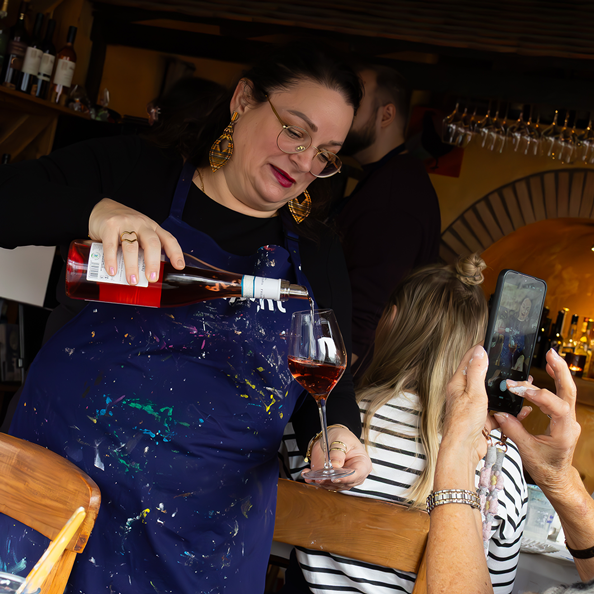 Wine & Paint: Struktur Abstrakt - Majers Weinscheuer