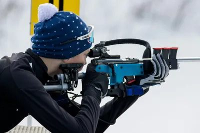 Biathlonschießen mit Kleinkaliber - Gift Image