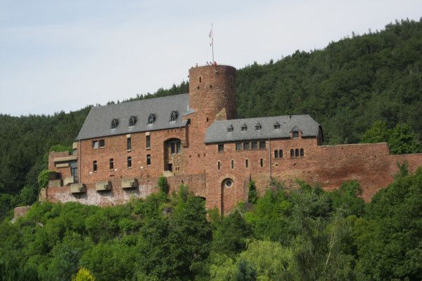 Burg Hengebach in Heimbach