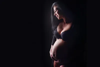 Babybauch-Fotoshooting in Berlin - Image 2