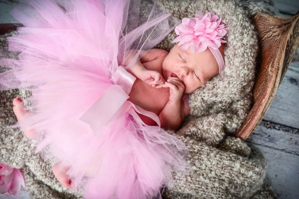 Baby- und Newborn-Fotoshooting in Leipzig - Image 0