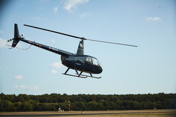 HELIKOPTER SELBST FLIEGEN - ROBINSON R44 - 30 MIN. - Image 0