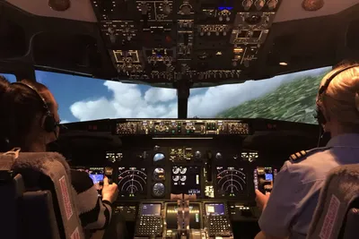 Blick in unser Cockpit der Boeing 737-800 NG