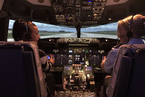 Boeing 737-800 NG - Ready for Takeoff