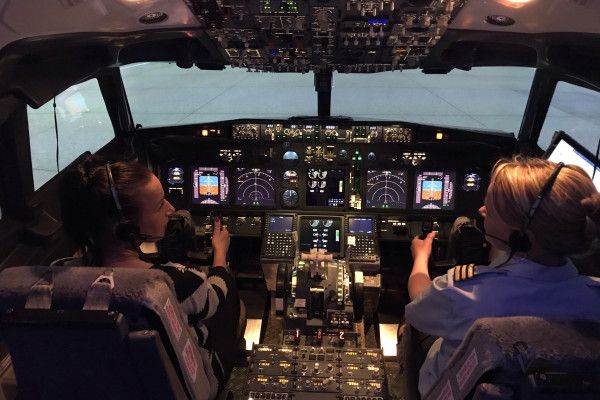 Boeing 737-800 NG - Ready for Departure