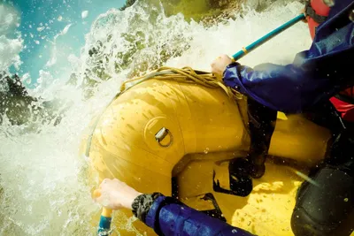Action Rafting Tour in kleinen Power-Rafts - Gift Image