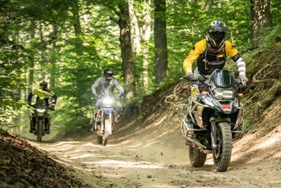 Enduro-Motorradtraining für Fortgeschrittene (2 Tage) - Gift Image