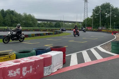 Kurventraining auf der Kartbahn - Image 2