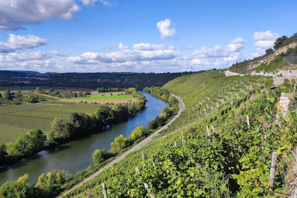 Blick von oben von den Felsengärten
