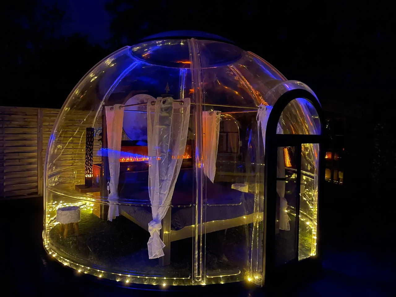 Bubble-Hotel-für-zwei-Personen
