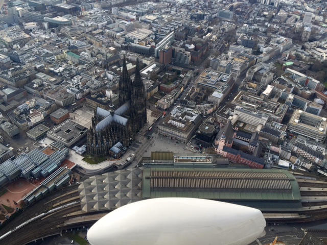 Cologne: 1-Hour Sightseeing Flight - Image 4