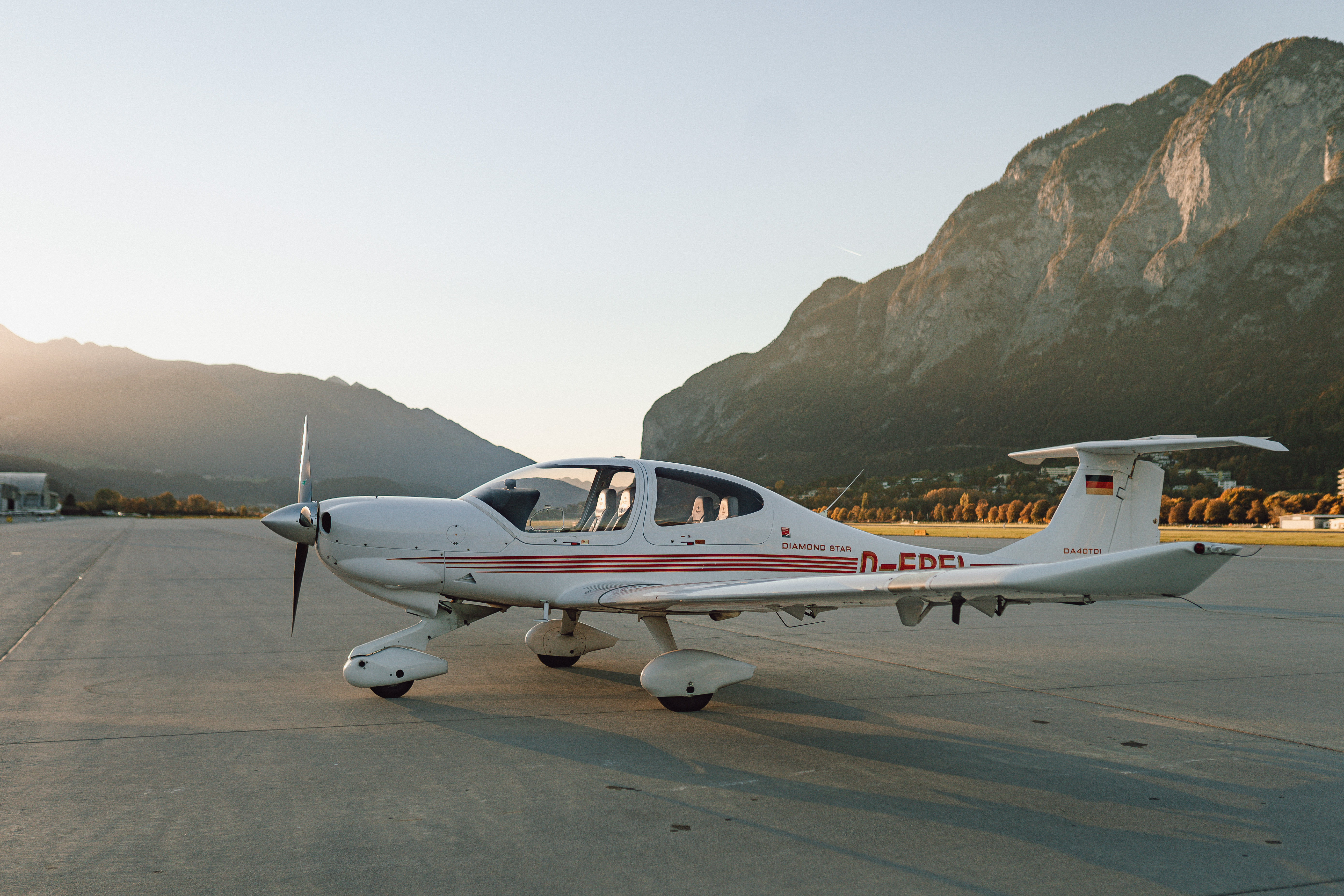 Munich and Bavarian Alps: 1h45 Sightseeing Flight - Image 3