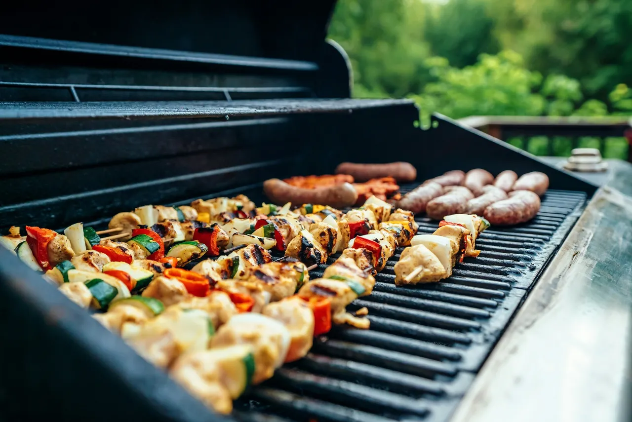 Meat on a bbq