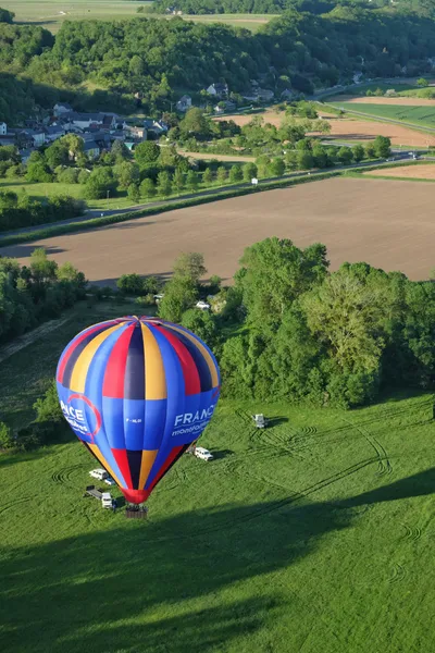 Exklusive Ballonfahrt über das Neckarbecken - Gift Image