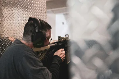 Sportschießen mit Lang- & Kurzwaffen - Gift Image