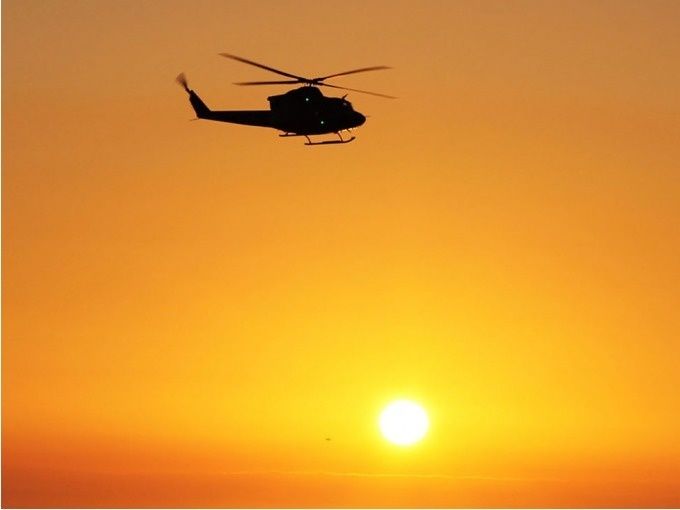 10 Min. Hubschrauber Rundflug RUHRGEBIET ab Flugplatz Dinslaken Schwarze Heide - Image 1