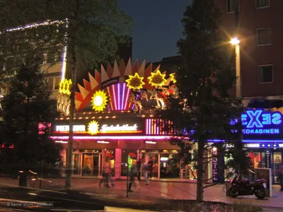 Hamburg St. Pauli - Reeperbahnrundgang am späten Abend - Image 1
