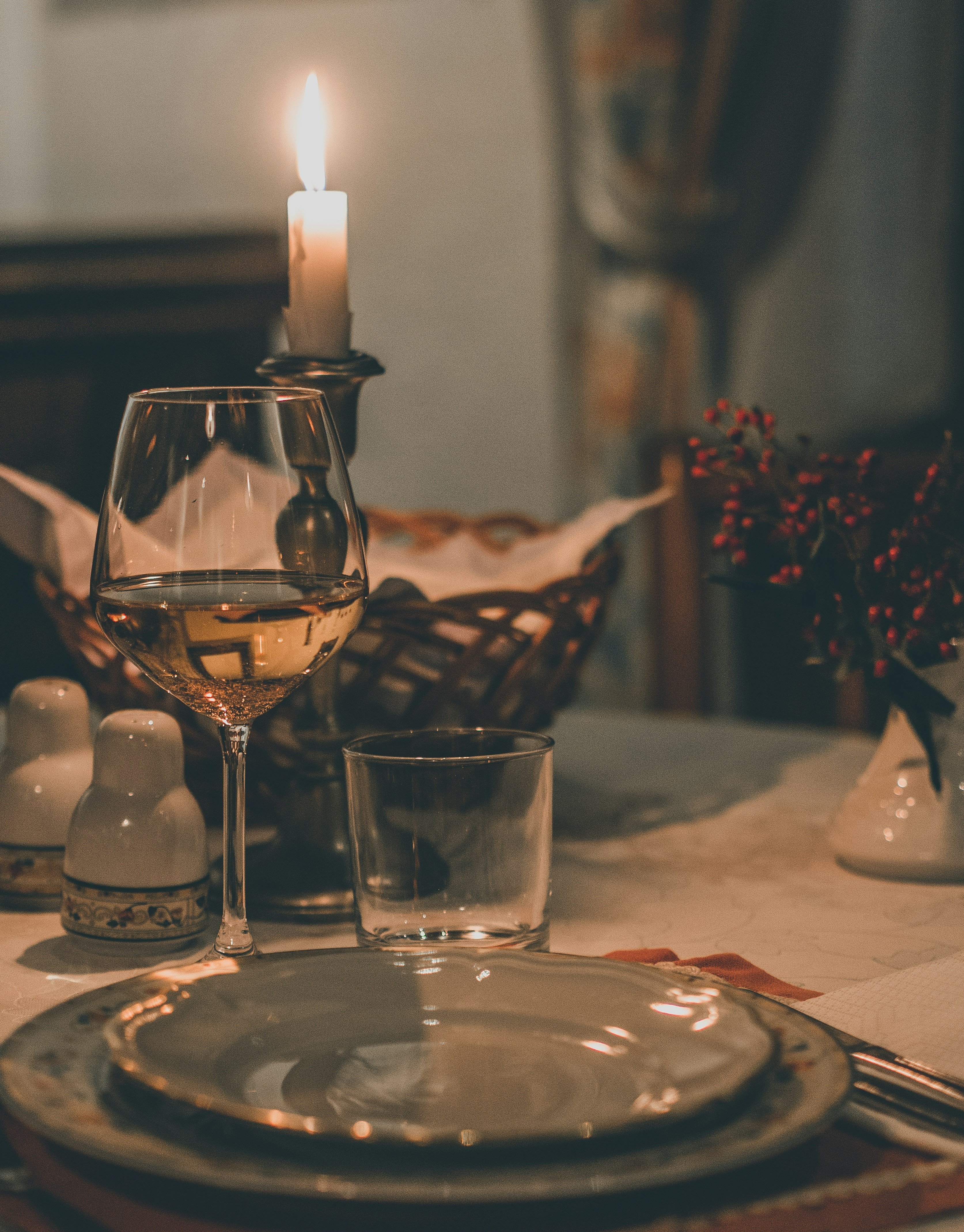 Candle-Light-Dinner - Gift Image