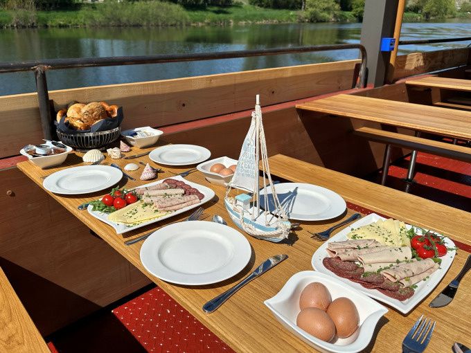 Rivership Flunder: Frühstücks-Tour - Image 2