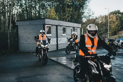 Motorrad-Kurventraining am Heidbergring - Gift Image